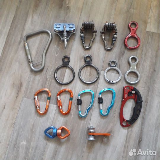 Жумар, карабин, вертлюг, спуск.устр., трек