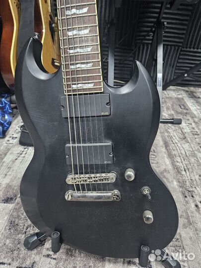 7 струнная электрогитара