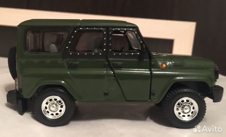 УАЗ Hunter Autobahn, 1:43