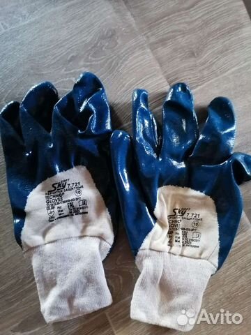 Перчатки нитриловые