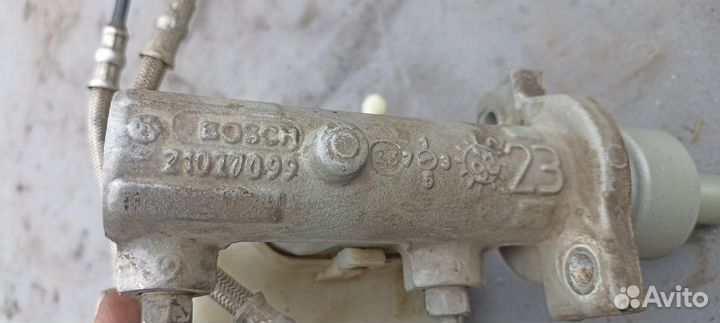 Главный тормозной Гольф 4