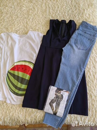 Джинсы для беременных(сарафан офисный и футболка)
