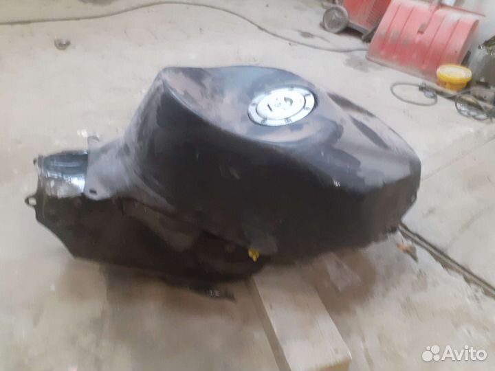 Бензобак с фальшбаком Honda CBR600rr