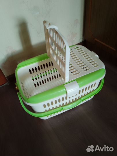 Переноска для животных пластиковая