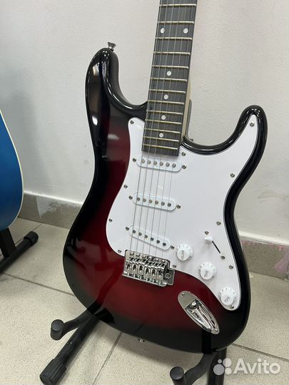 Электрогитара новая