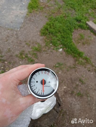 Тахометр и спидометр
