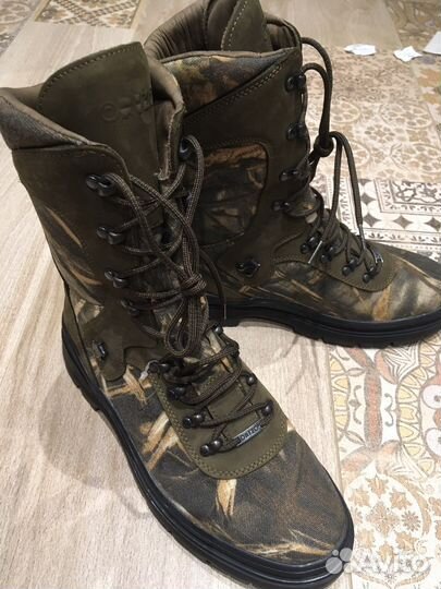 Продаю берцы