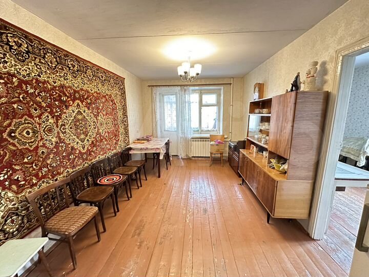 3-к. квартира, 50 м², 2/5 эт.