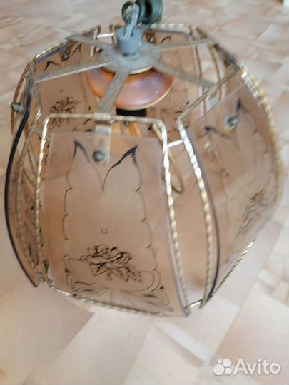 Cветильник настенный бра и люстры