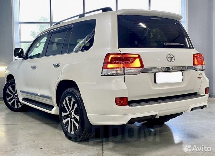 Обвес на Land cruiser 200 modellista TRD