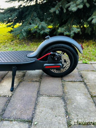 Электросамокат xiaomi mijia m365 pro opигинал