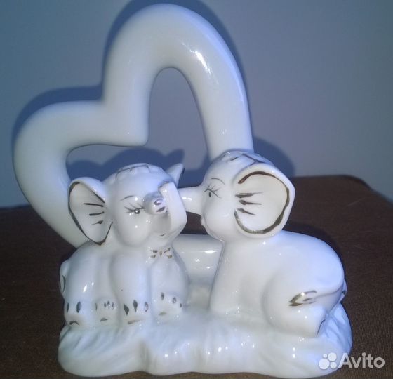 Слоники с сердечком, фигурка