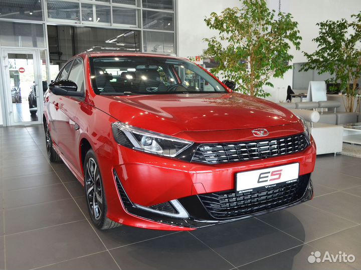 Kaiyi E5 1.5 CVT, 2023