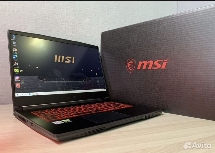 Игровой ноутбук MSI 17