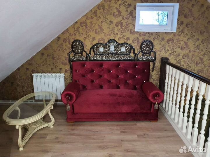 Перетяжка и реставрация мягкой мебели.ремонт