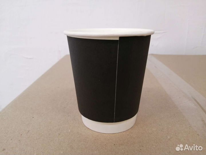 Бумажные стаканы для кофе и чая