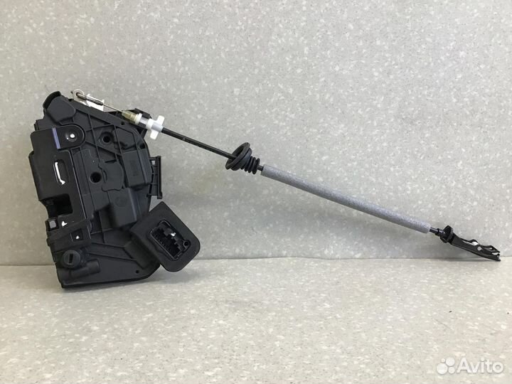 Замок двери задней правой VW Polo (Sed RUS) 2011-2