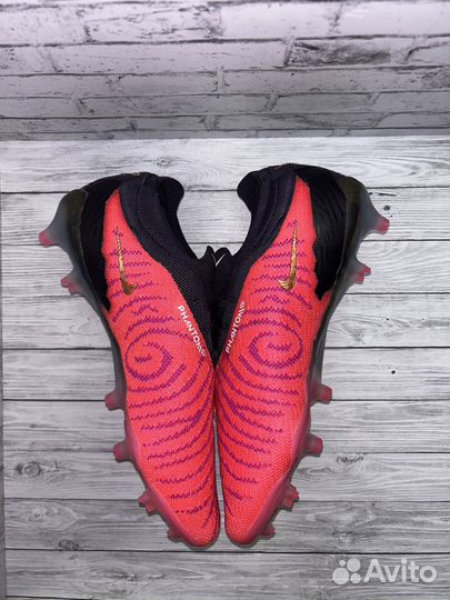 Бутсы Nike Phantom GX