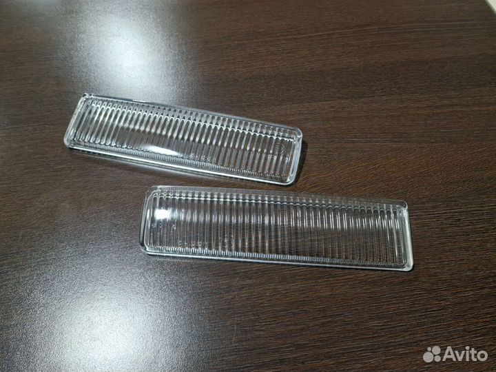 Стёкла (птф) противотуманных фар на Audi 80 B4 L/R