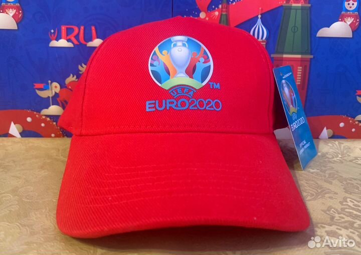 Официальная красная кепка бейсболка Евро 2020