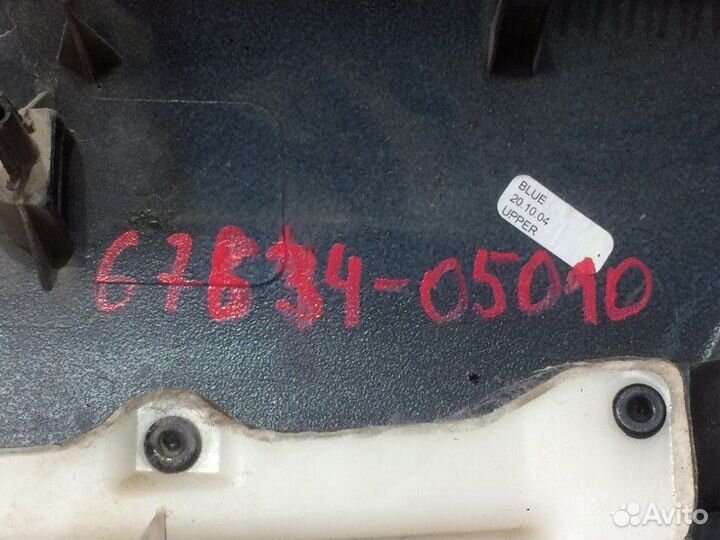 Облицовка двери задняя левая Toyota Avensis T250