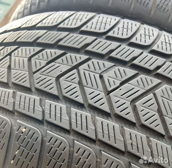 Pirelli Scorpion Winter 275/45 R21