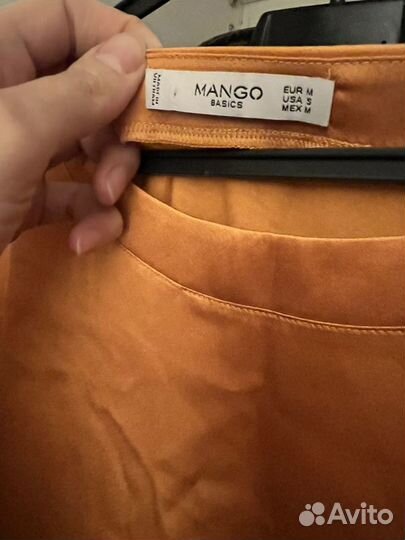 Блузка футболка струящаяся Mango M