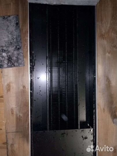 Напольный водяной конвектор