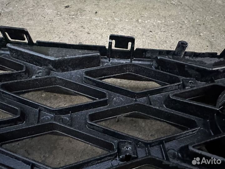 Решетка хендэ солярис 2 темный хром hyundai