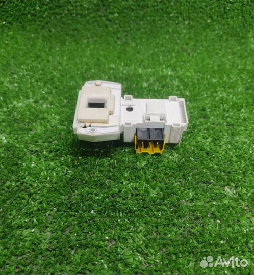 Устройство блокировки люка Leran