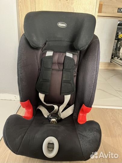 Автокресло romer advansafix rm