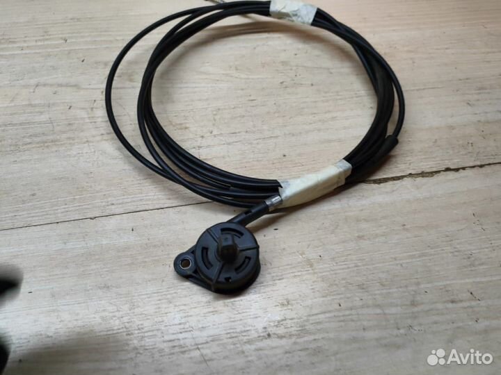 Трос лючка бензобака Renault Logan 2