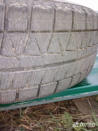 Bridgestone Blizzak Revo GZ 205/60 R15