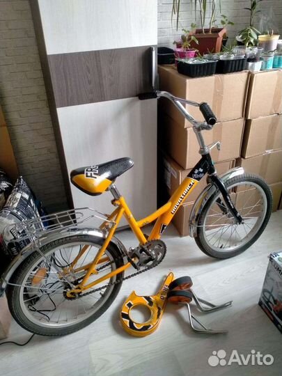 Велосипед 4х колесный 18 дюймов