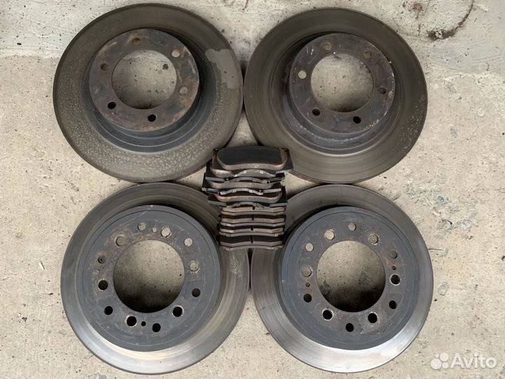 Тормозные диски + колодки Тойота Прадо