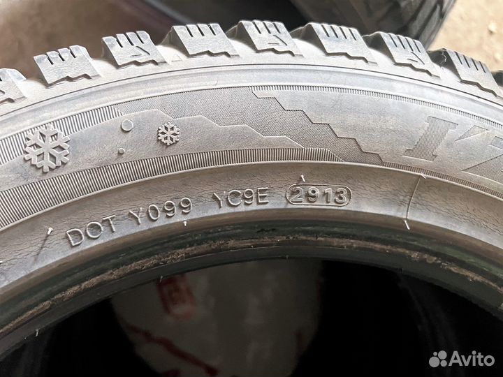 Kumho I'Zen KW22 215/55 R17 98T