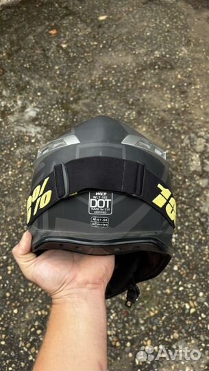 Кроссовый шлем