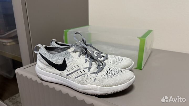 Кроссовки Nike 37-37,5