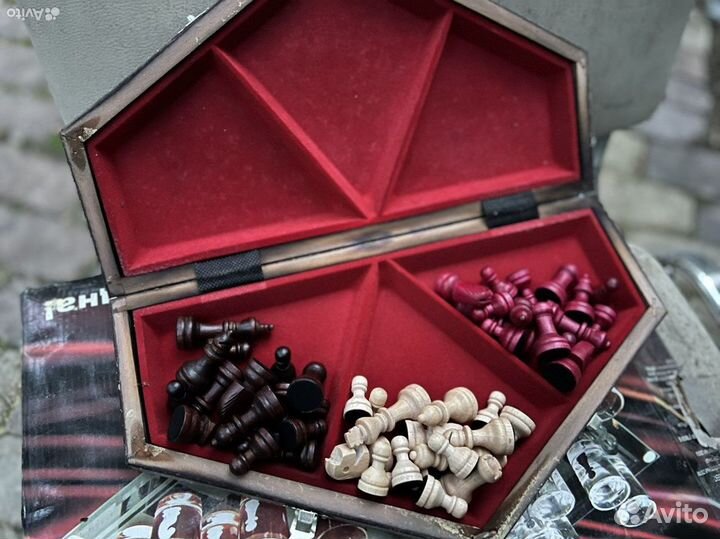 Шахматы для игры втроем