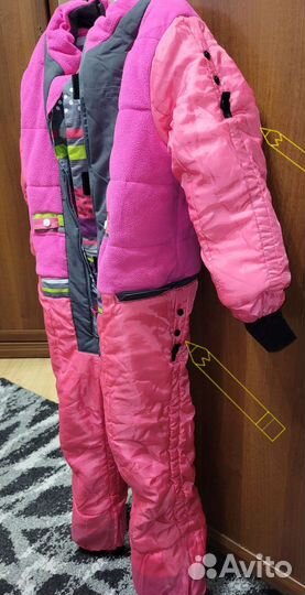 Комбинезон зимний, перчатки и варежки