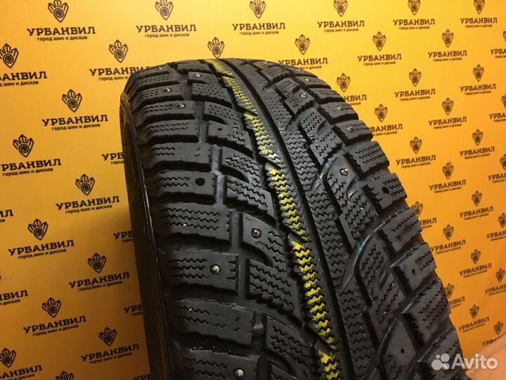 Kumho I'Zen RV Stud KC16 235/65 R17 108Q