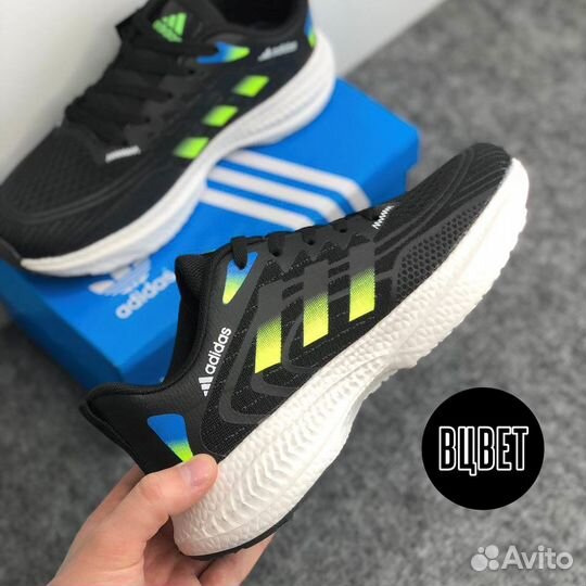 Кроссовки мужские Adidas спортивные