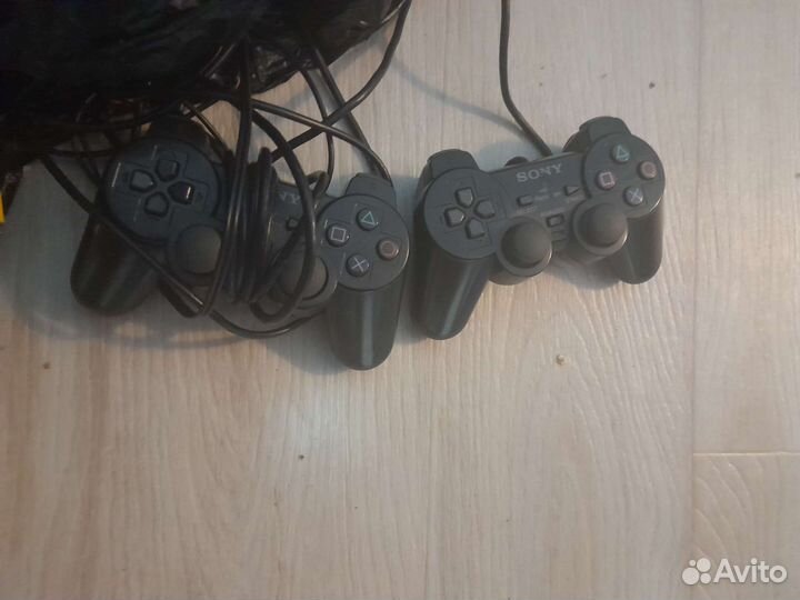 Sony PS2 + 5 игр и джостики