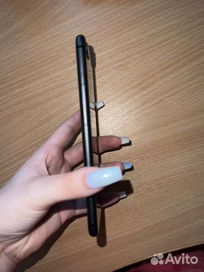 Телефон iPhone 8 plus