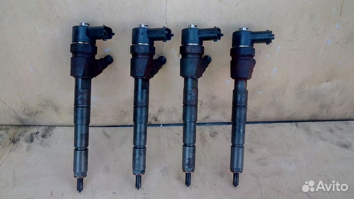 Форсунка топливная z19dth 0445110159 Зафира Б