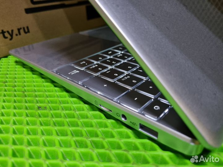 Ноутбук Новый intel i7/16Gb/SSD 512Gb