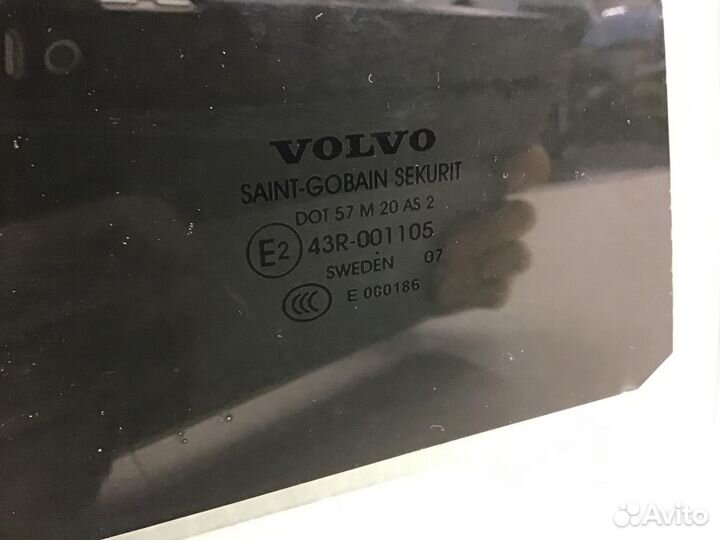 Стекло двери задней правой Volvo S40 2004-2012