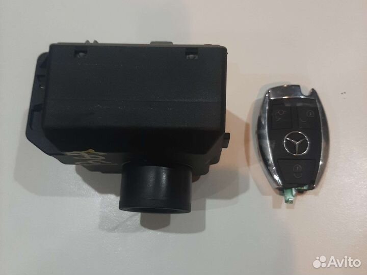 Замок зажигания mercedes 1669055100