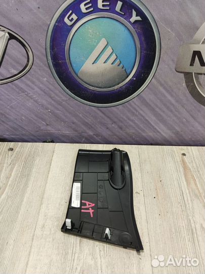 Накладка консоли кпп Geely atlas Лев
