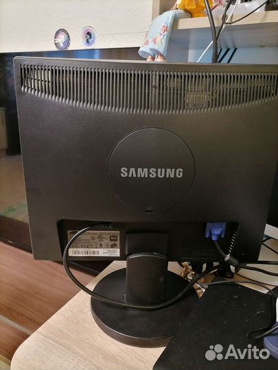 Монитор Samsung 19“